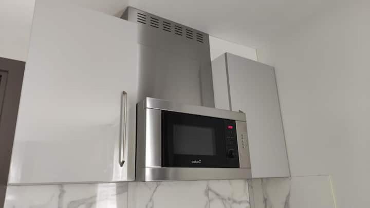 Chambre Privee Pour 4 Personnes En Banlieue Parisienne A Бонди Экстерьер фото